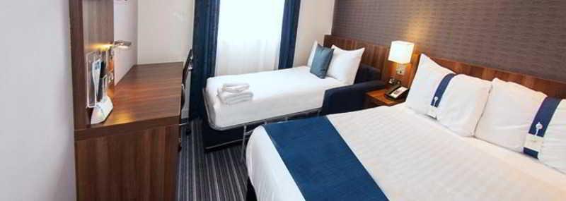 Holiday Inn Express Liverpool Hoylake, An Ihg Hotel Exterior foto